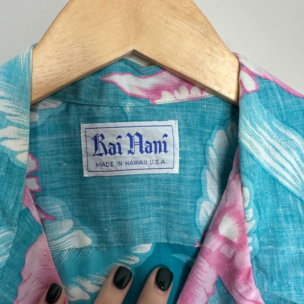 Kai Nani Men's Hawaiian Shirt Blue Pink Floral Print Button Up Made‎ in Hawaii - Picture 2 of 5